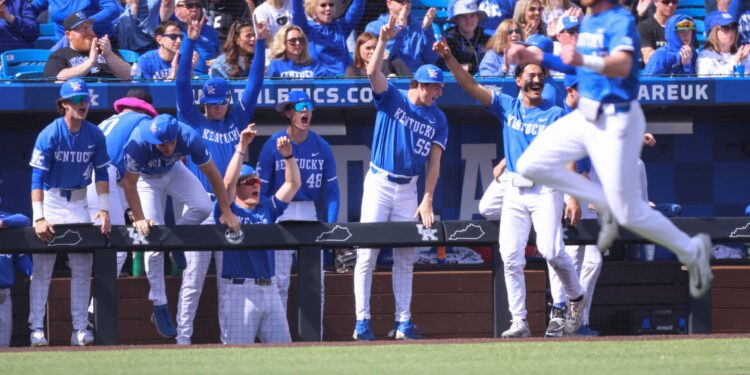 College Baseball Roundup: Kentucky Keeps Rolling, Improves To 11-1 In Sec With Another Sweep